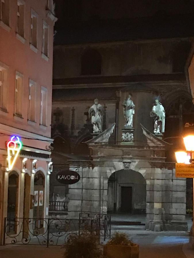 Willa Przy Czarnej Bramie Kladsko Exteriér fotografie